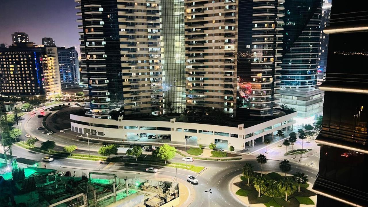Nomad Partition Room In Barsha Heights 3 Mins To Icm Metro دبي المظهر الخارجي الصورة